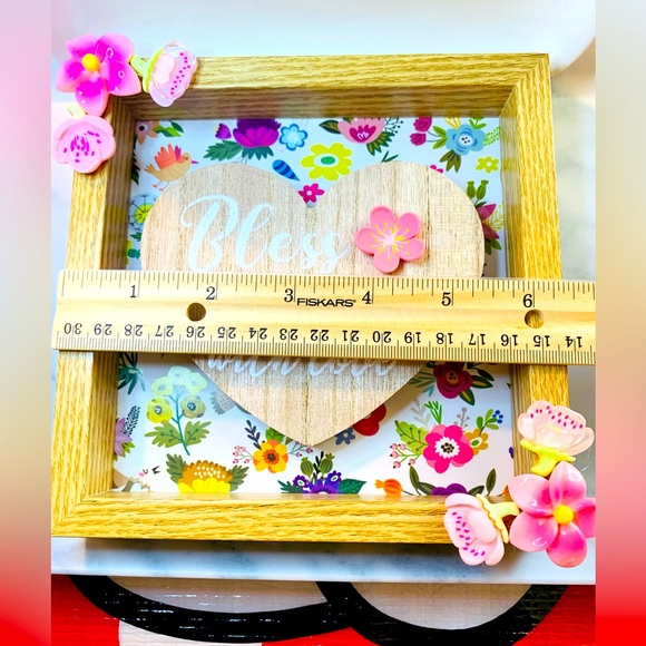 Handmade decorative floral frame - Picture 2 of 6